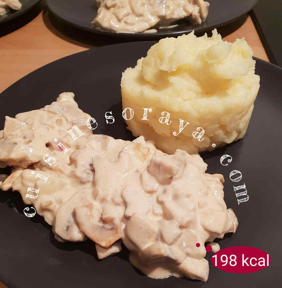Escalope de poulet champignons sauce moutarde