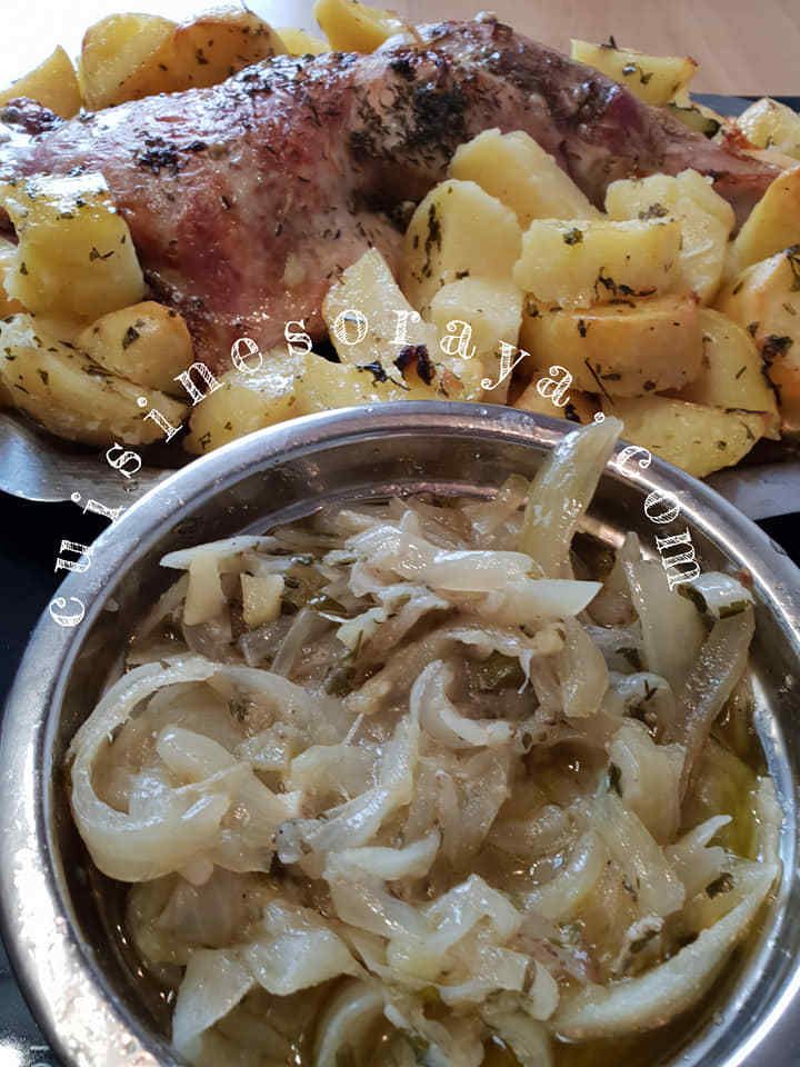 Cuisse de dinde au four avec ses pommes de terre et oignons confit