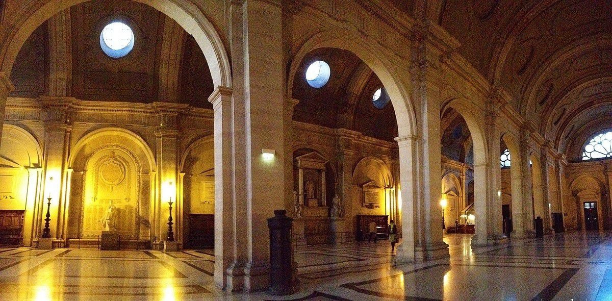 Le Palais de Justice de Paris - ONLAVU