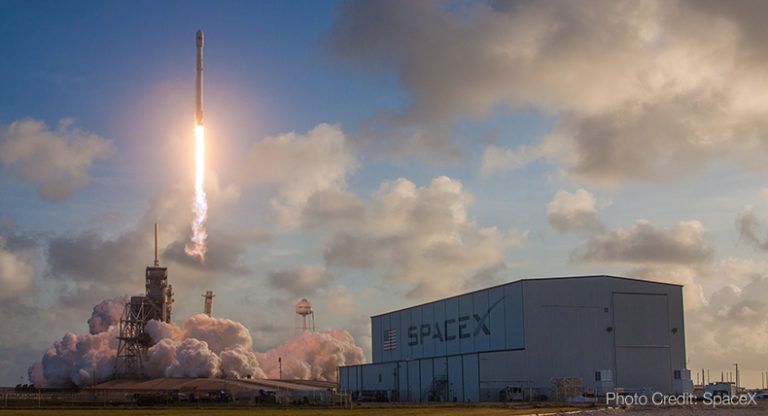 En route et en reste pour l'espace