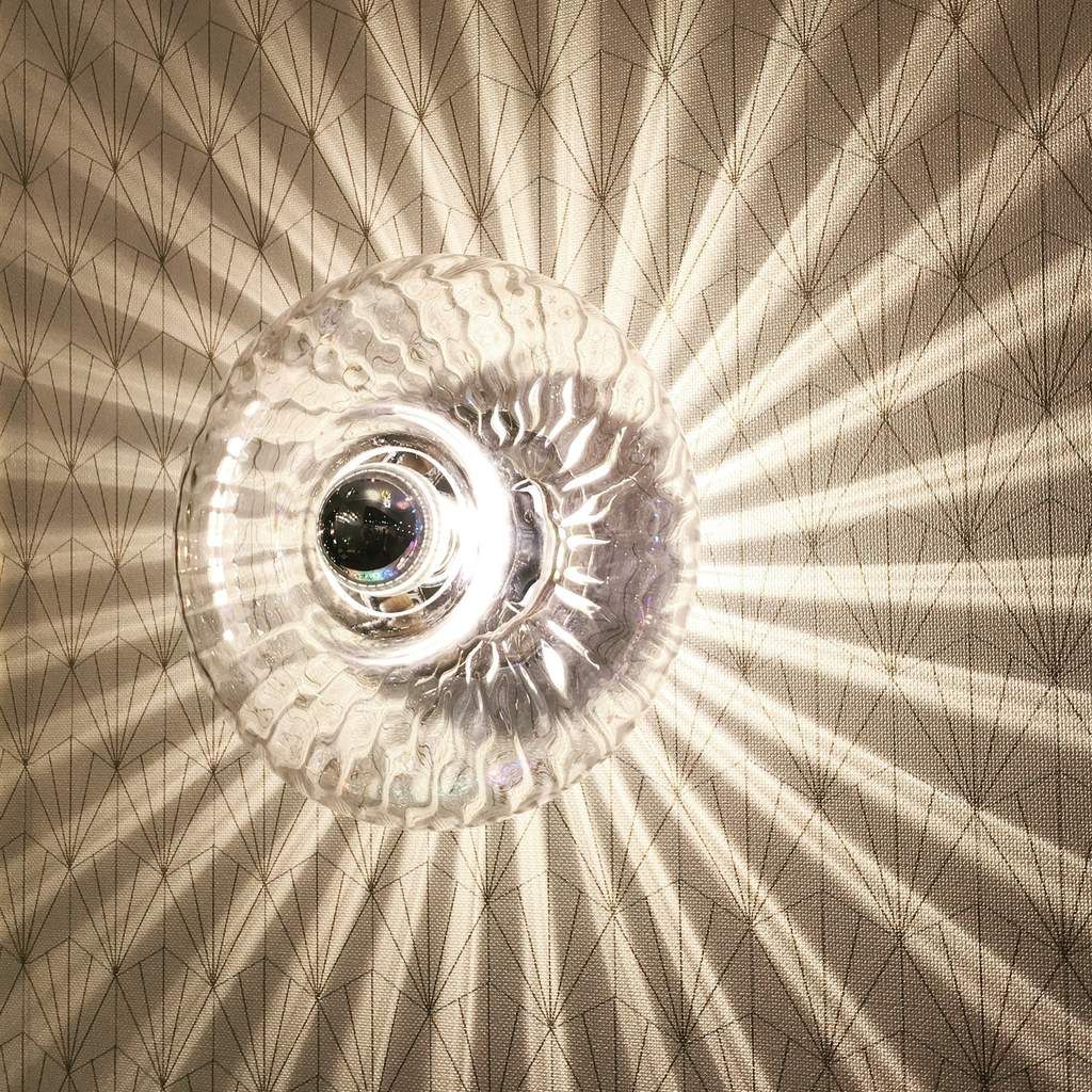 Applique Grace d'Elements Lighting en vente sur www.ComptoirElecEtDesign.com 