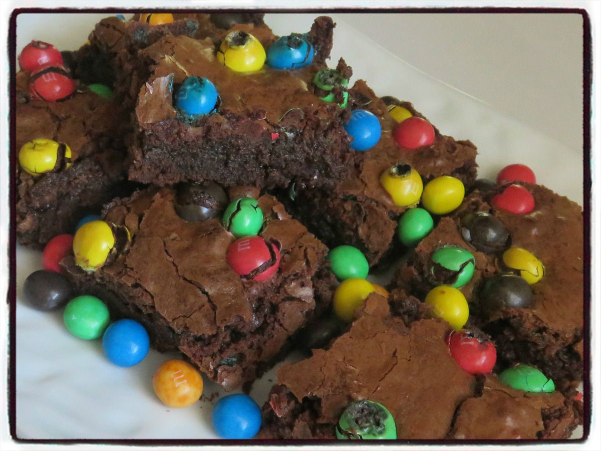 Brownies Aux M M S Recettes Faciles Les Gateaux De Steph Brownies Aux M M S Recettes Faciles Les Gateaux De Steph