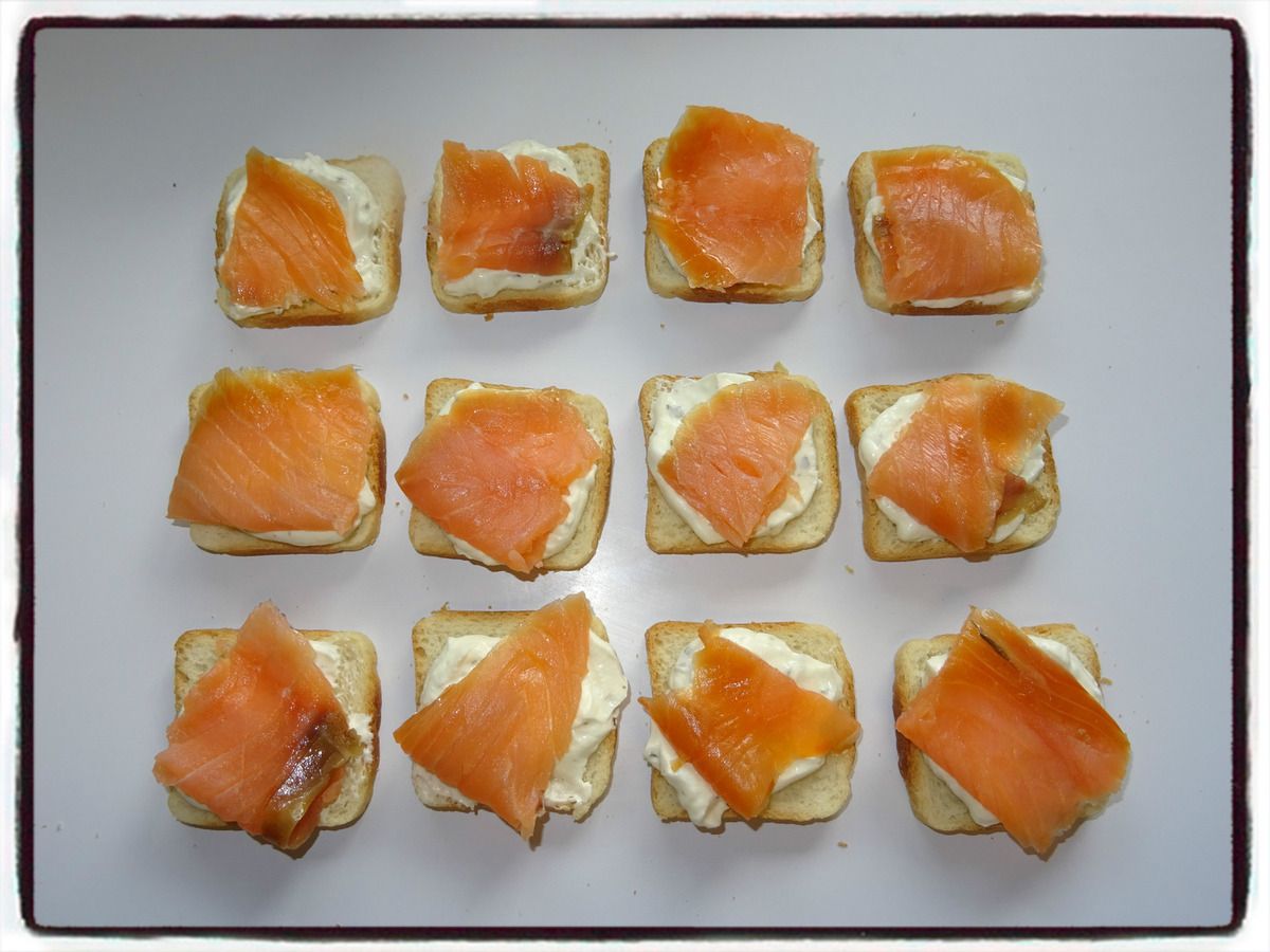 Toast Au Saumon Fumé Et Boursin porter secours la chronique tasse toast saumon fumé tartare Tourmenter  Balai caleçon