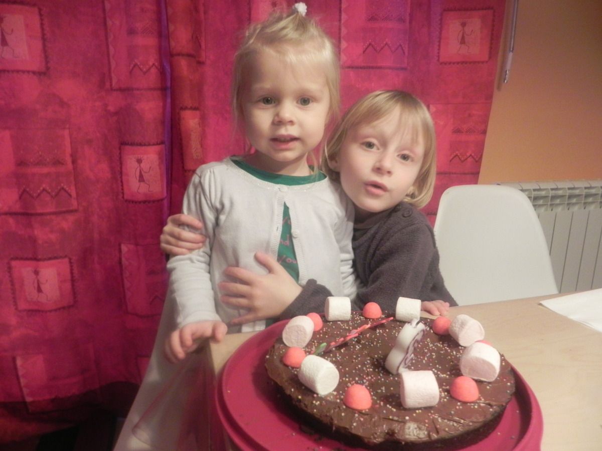 Bon Anniversaire Maeva 3 Ans Plein De Bisous Les Loulous Chez Nanou