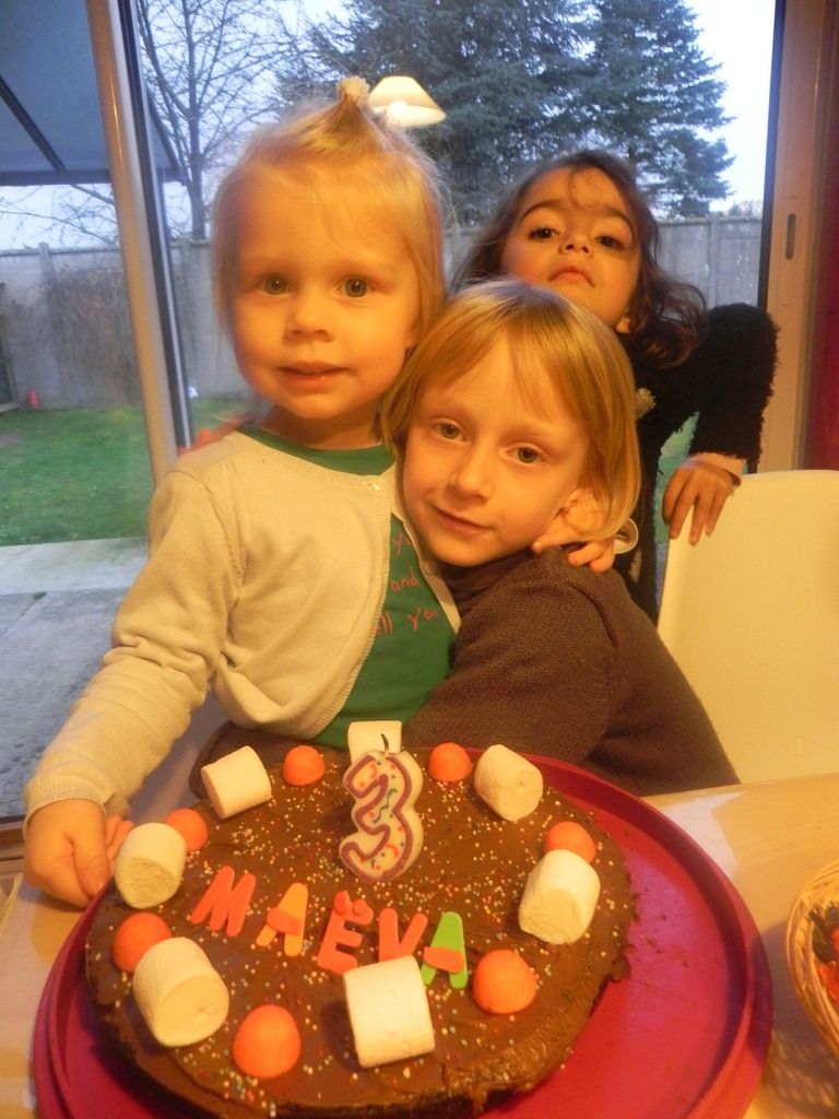 Bon Anniversaire Maeva 3 Ans Plein De Bisous Les Loulous Chez Nanou