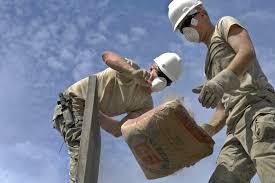 des sacs de beton