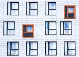 ajout de baies vitrees dans la facade