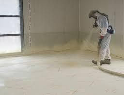 mousse polyurethane projetee