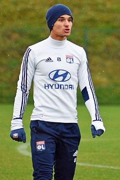 Houssem Aouar a fait sa première apparition en Ligue 1 à 18 ans