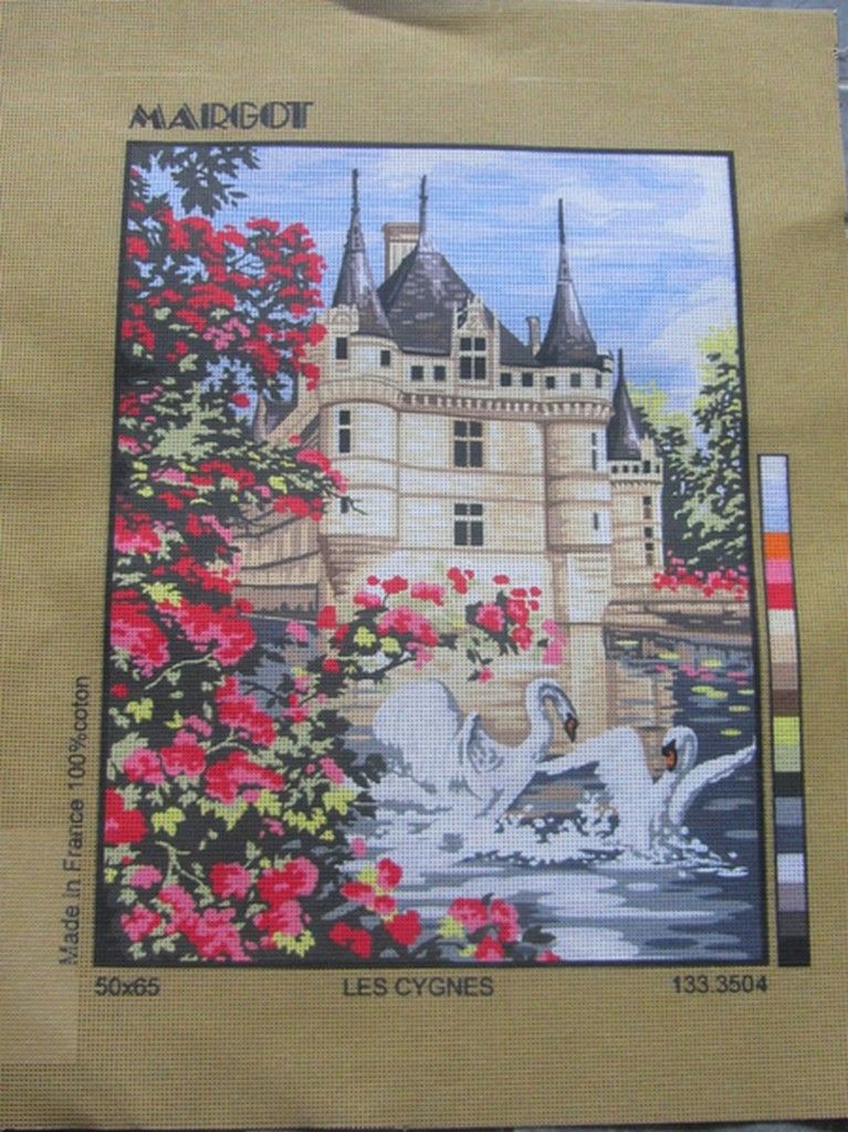 Canevas Toile A Broder Margot De Paris Les Cygnes 50 X 65 Cm Les Couleurs Creatives Le Blog De Yadulo Net