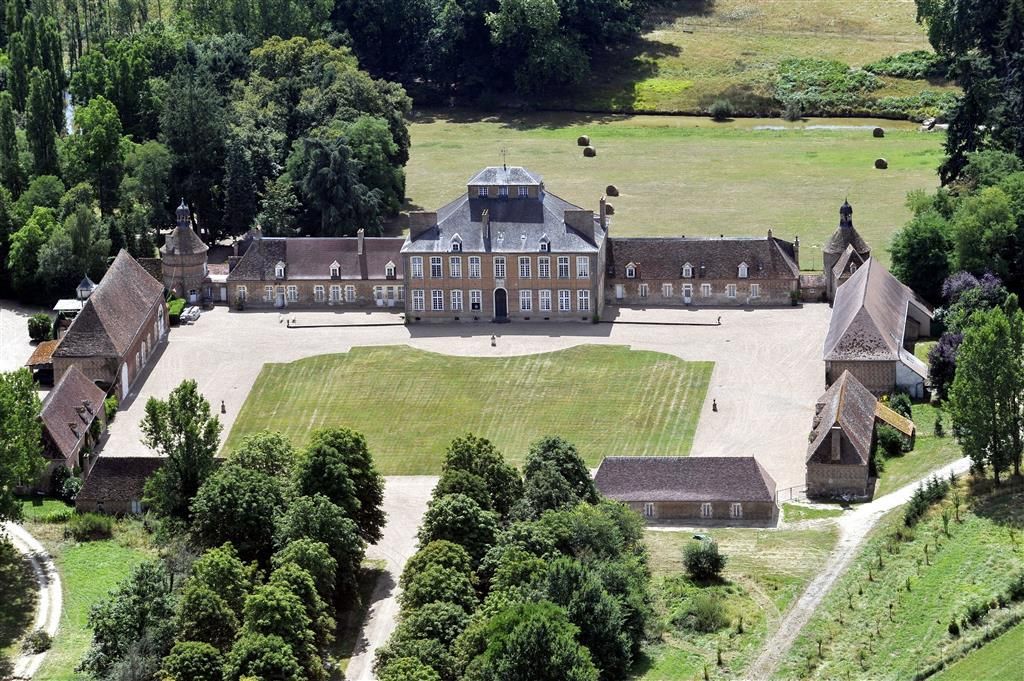 patrick kalita architecture du patrimoine monuments historiques france chateaux manoirs belles demeures de France chateaumanoir restaurationdupatrimoine proprietesdefrance chateauxdefrance castles and manors in france by patrickkalita tailledepierre charpente couverture vitraux kalita paris meilleursouvriersdefrance