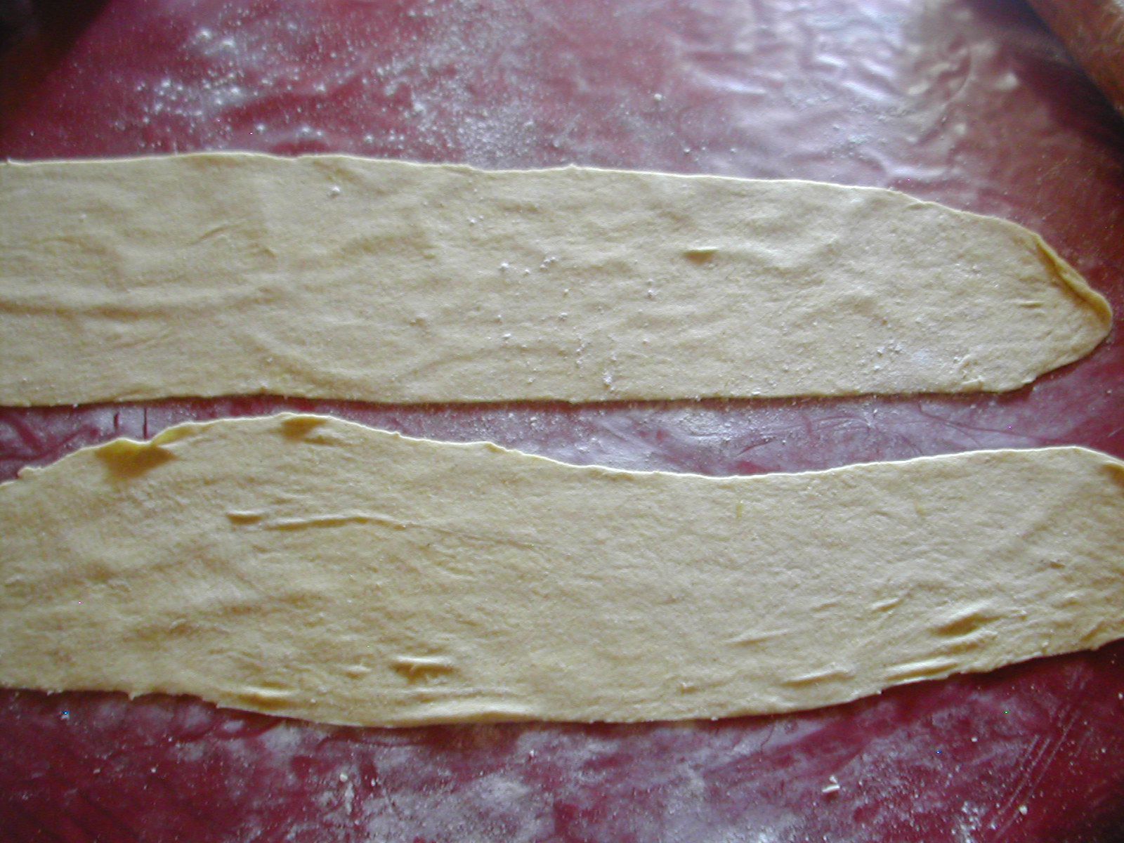 bandes de pâte à ravioles
