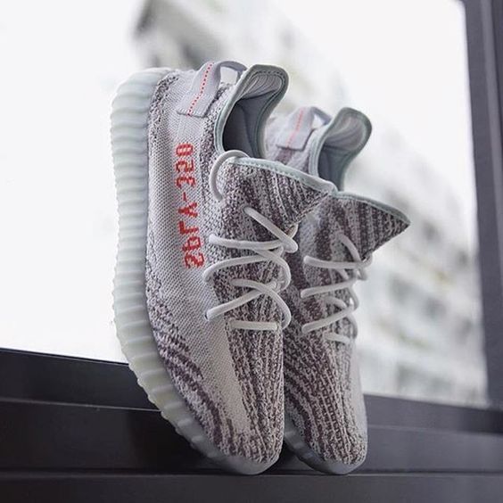 Adidas Yeezy Boost 350 V2 Blue Tint Size 4 Grailed