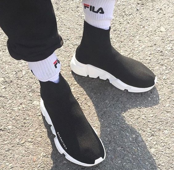 BALENCiAGA SPEED BLACK Runners with Neon Logo print All