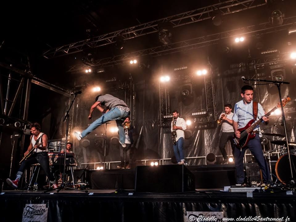 Le Trottoir D En Face A Festicolor Meung Photos Autrement Avec Clodelle