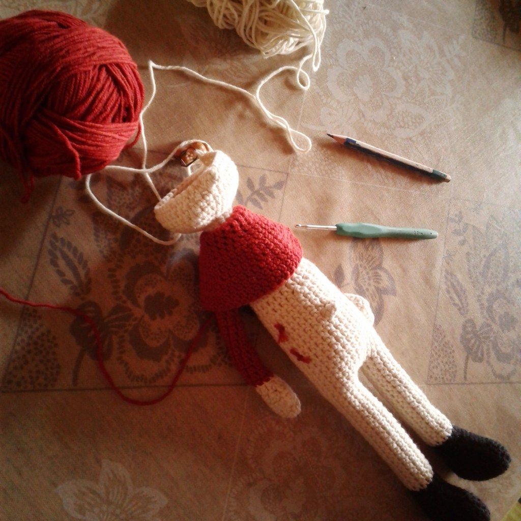 Handmaid's tale, La servante écarlate, crochet, Elisabeth Moss