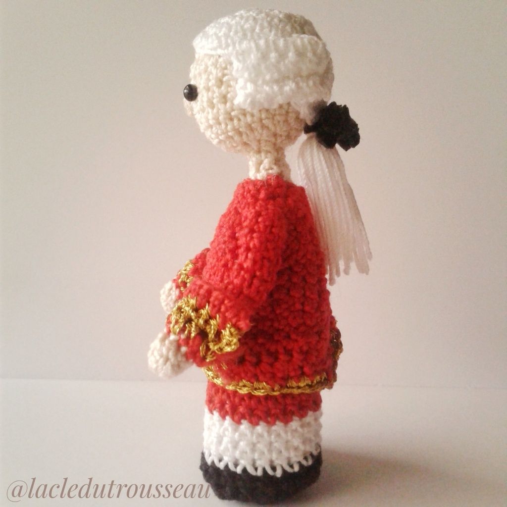 Wolfi, Mozart, Amadeus, Wolfgang, miniidole, crochet, amigurumi
