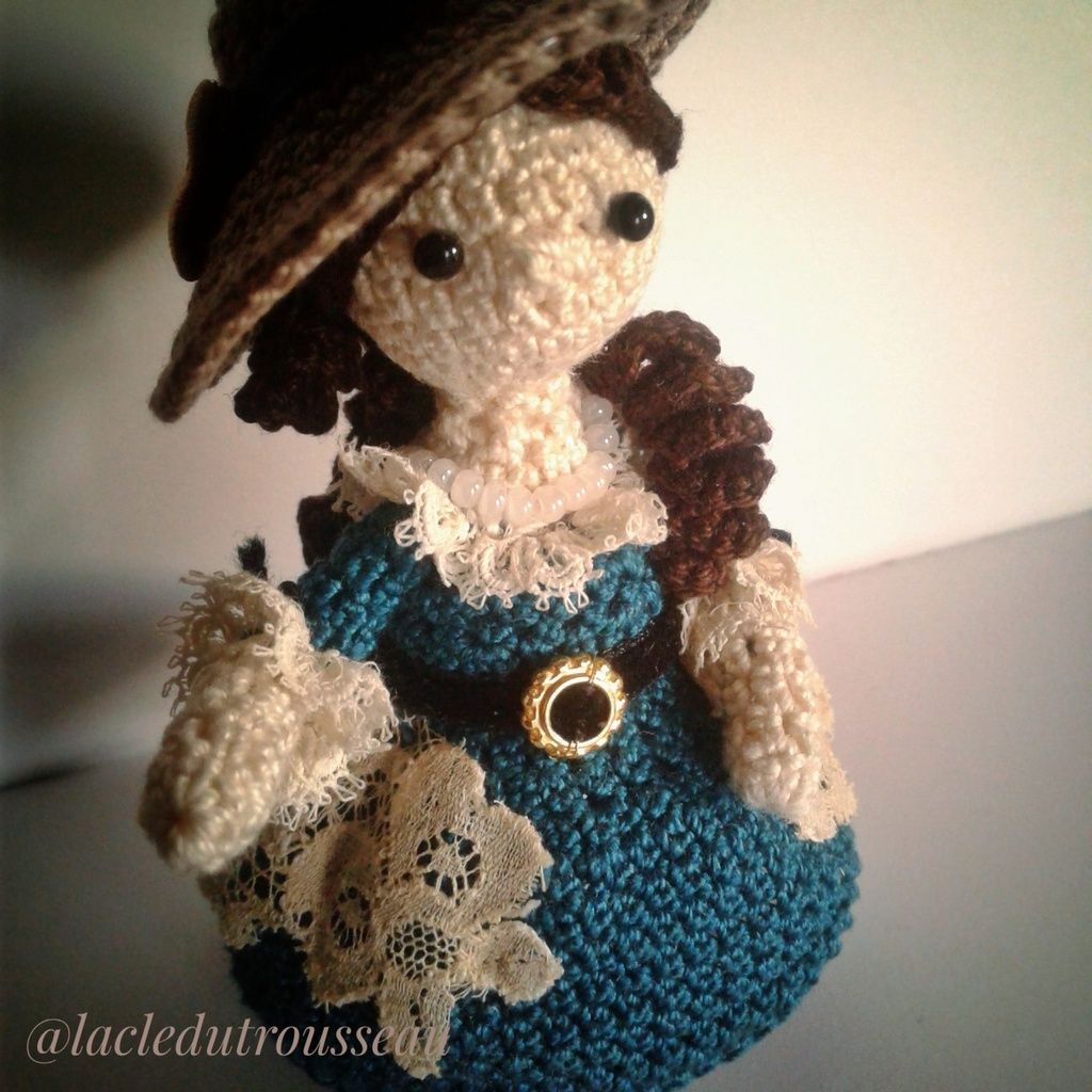 Constance, Constanze Weber Mozart, miniidole, crochet, amigurumi