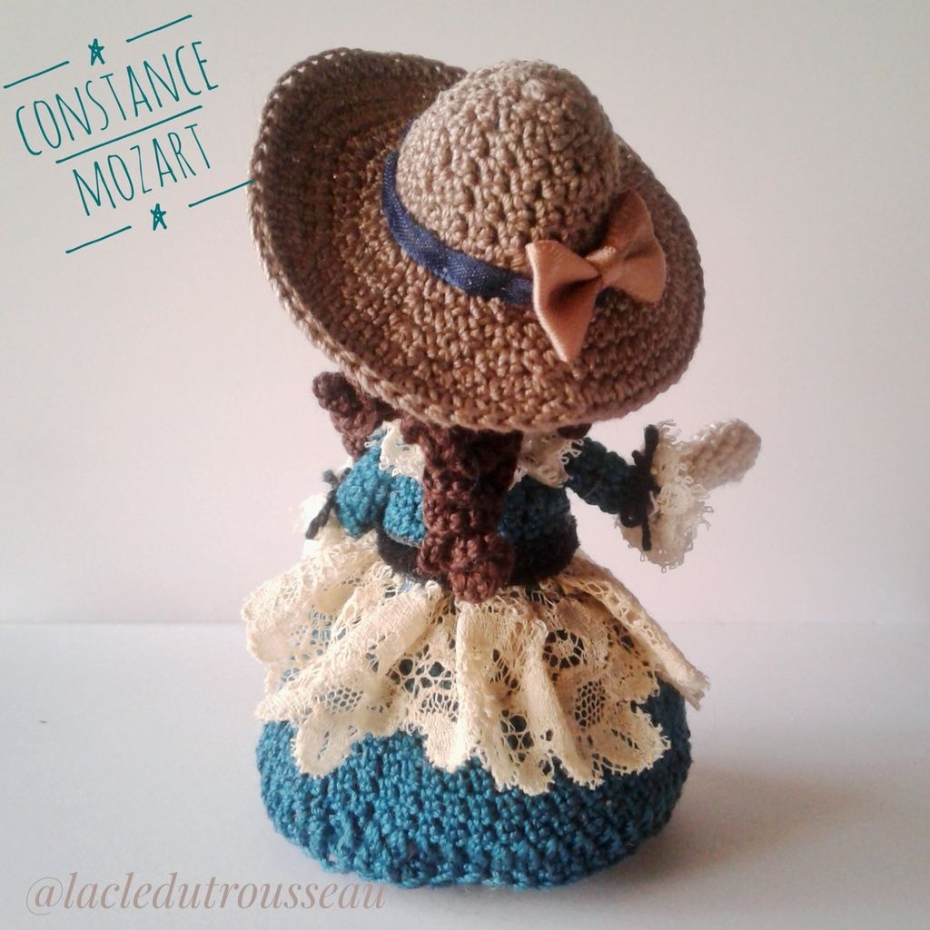 Constance, Constanze Weber Mozart, miniidole, crochet, amigurumi