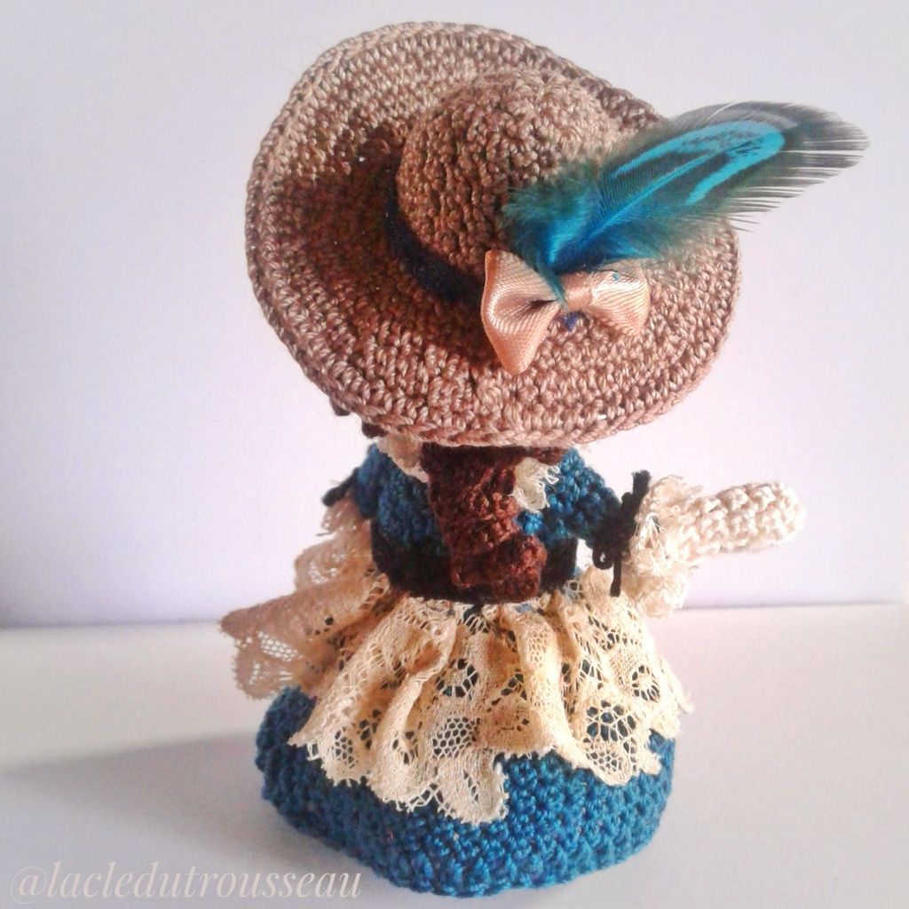 Constance, Constanze Weber Mozart, miniidole, crochet, amigurumi