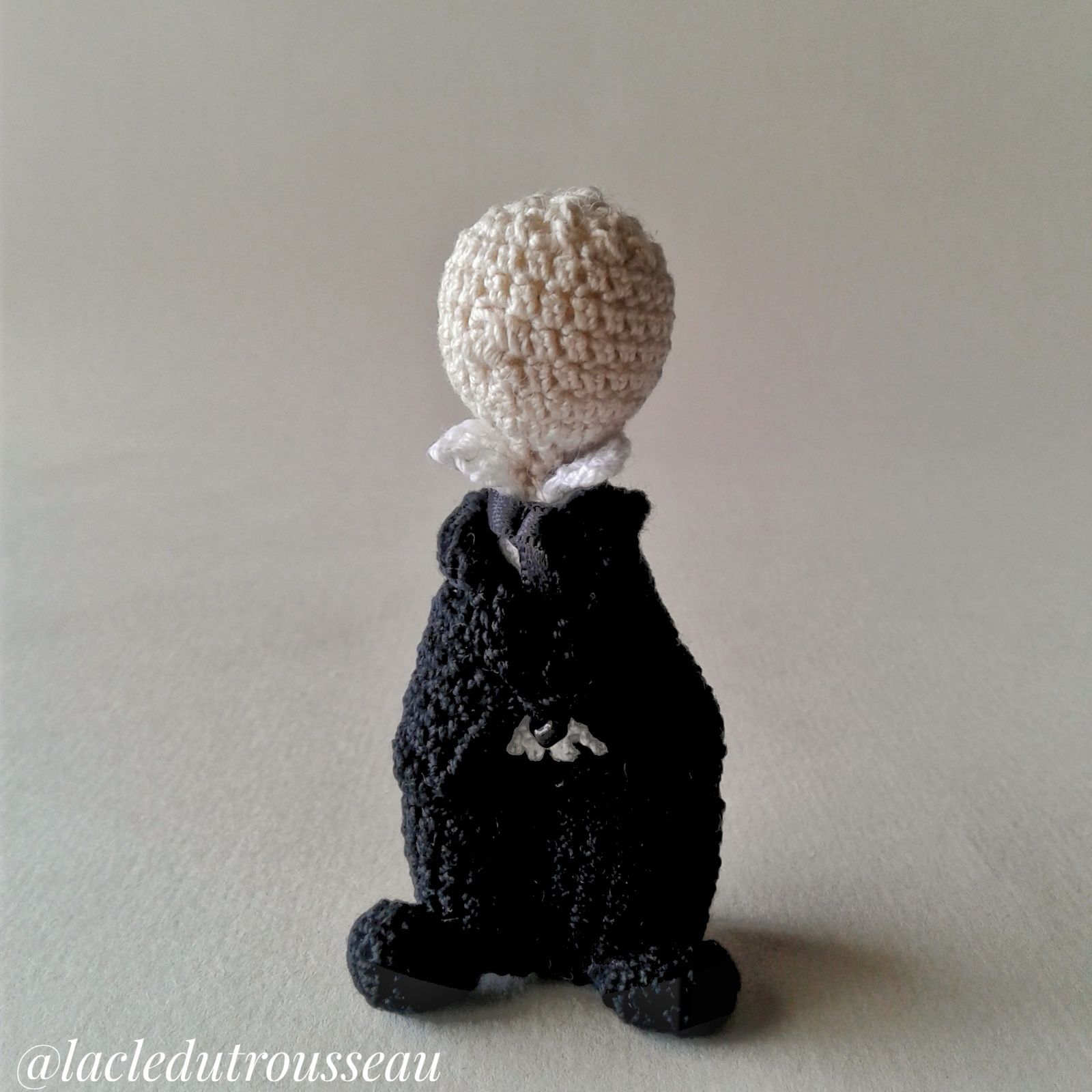 Charlot, Charlie Chaplin, Chaplin, Miniidole, Minihistoryidole, Minifictionidole, amigurumi, crochet