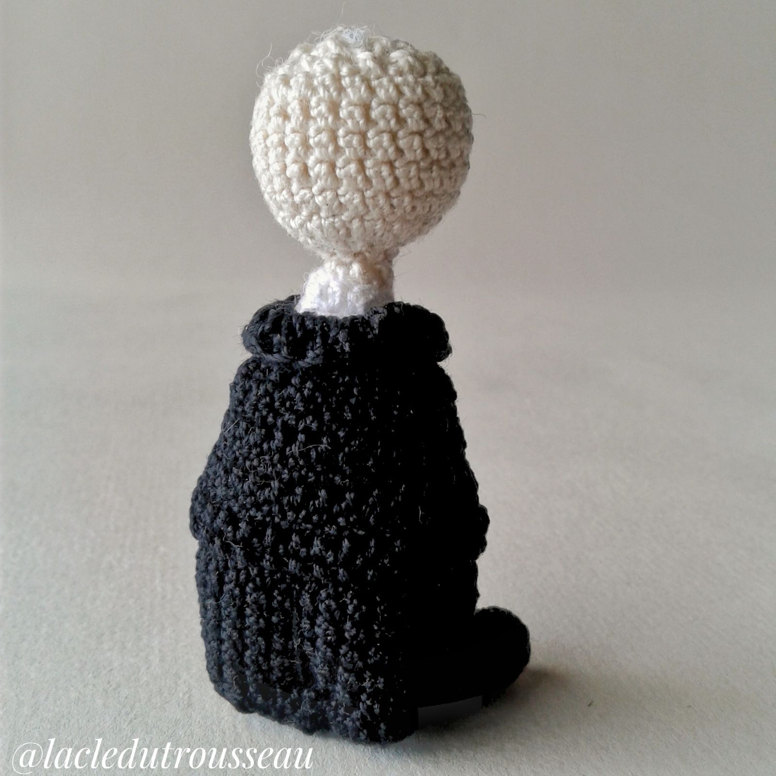 Charlot, Charlie Chaplin, Chaplin, Miniidole, Minihistoryidole, Minifictionidole, amigurumi, crochet