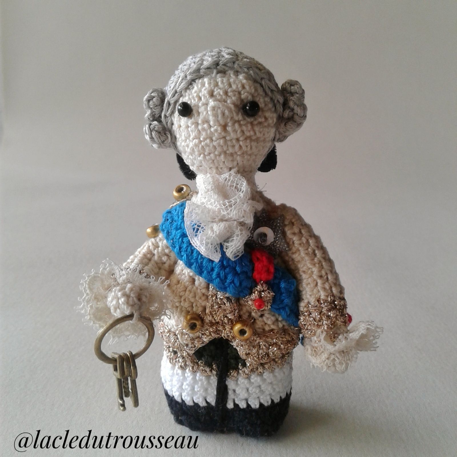 Miniidole, Louis XVI, Versailles, amigurumi, crochet, crochet doll, poupée