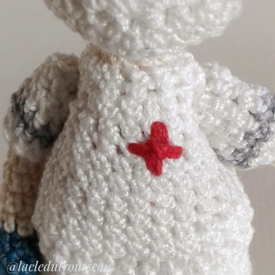 Miniidole, infirmière, infirmier, amigurumi, covid-19, coronavirus, super-héros