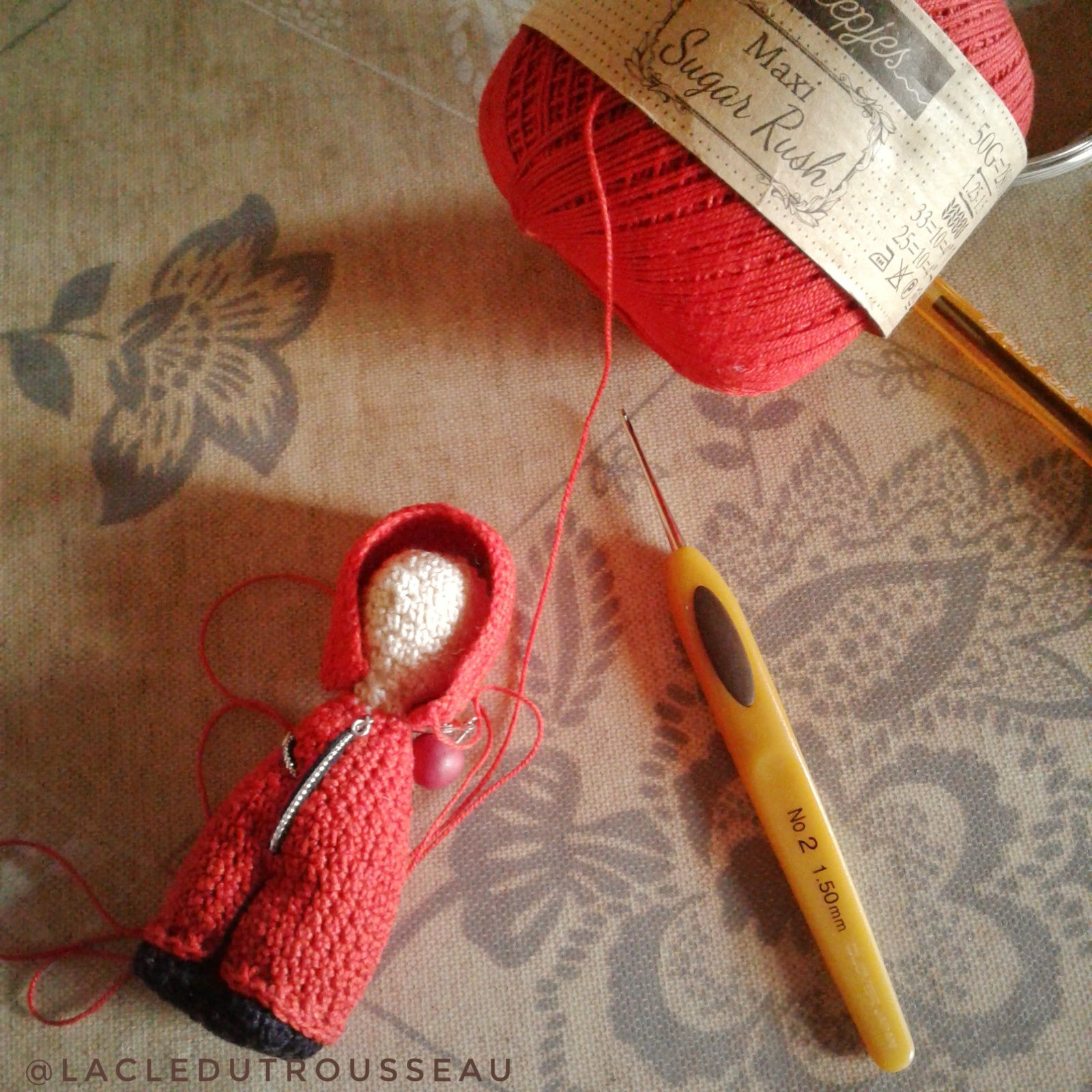 Crochet doll, casa de papel, miniidole, french crochet, netflix