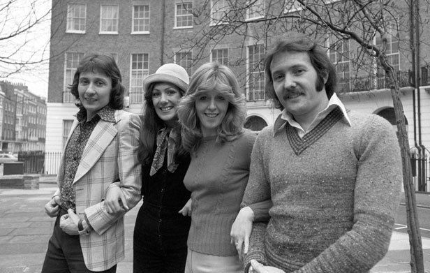 Eurovision 1976 - Royaume Uni -  Brotherhood of Man - Save Your Kisses for me !