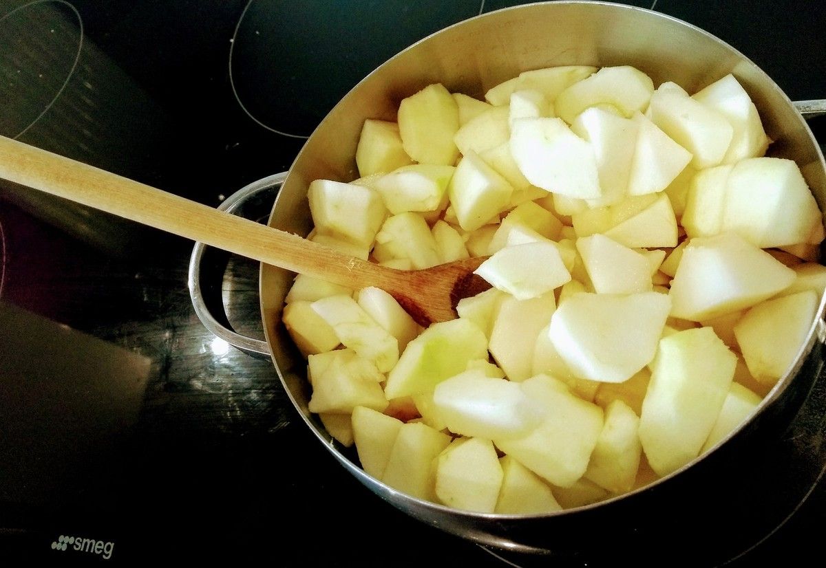 Compote de pomme et spéculoos Une cascade d'idées