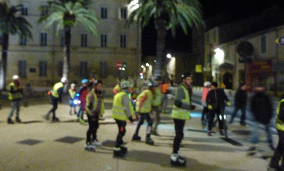 Roller Lib, le club roller à Nîmes, cours pour apprendre le roller enfant et adulte,
