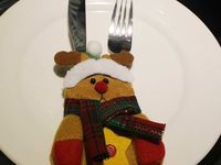 10€ +1€ de frais d'envoi pour ce set de 3 décorations de porte couverts pour votre table de Noel