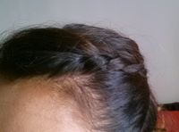 Mini-tresse pour dégager le visage