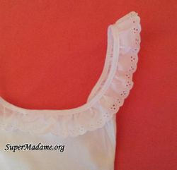 customiser un vetement avec de la dentelle