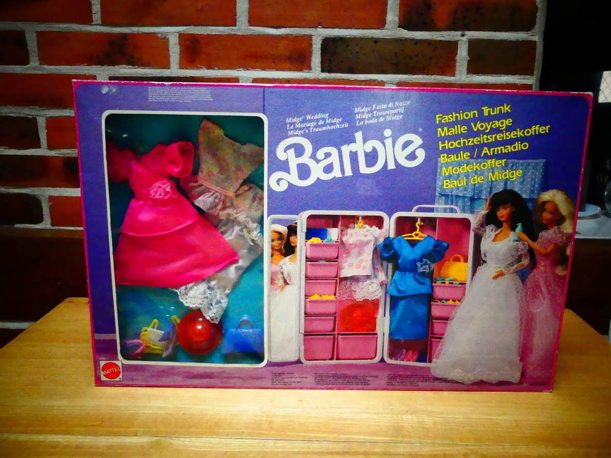 objet pour barbie