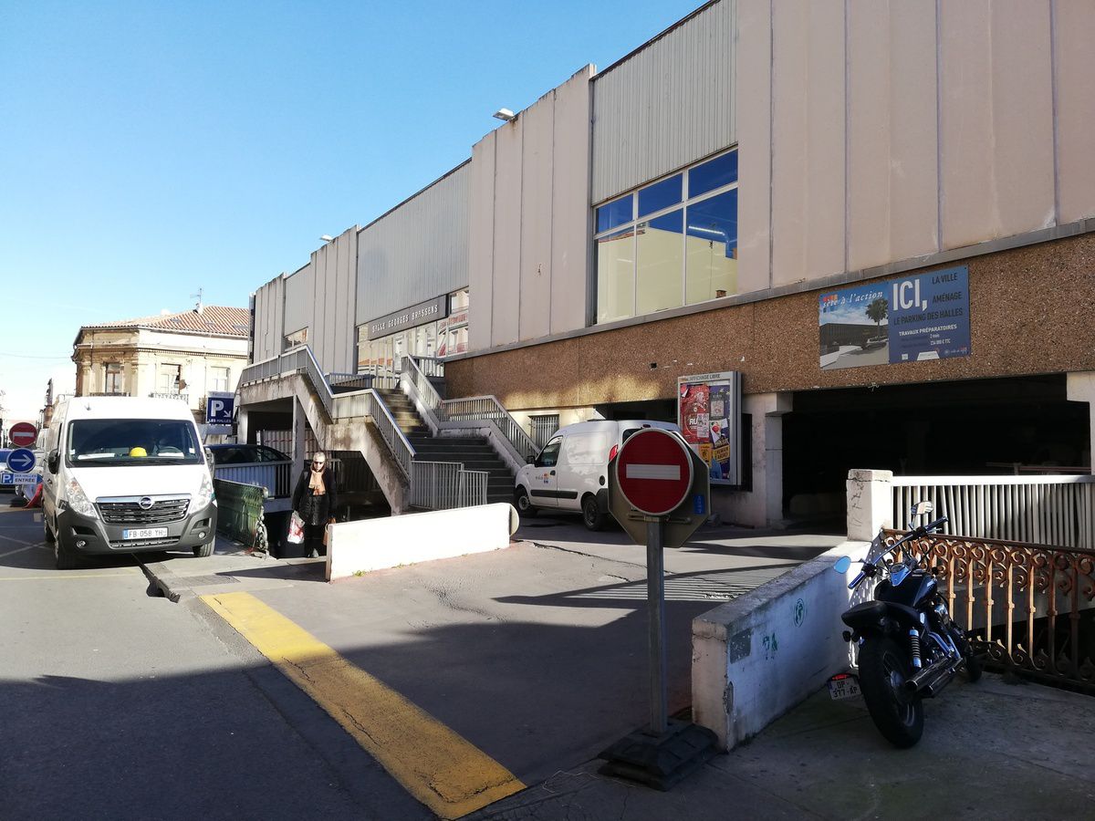 Sète, Brassens, yourte mongole, François Commeinhes, Pont de Gènes, italie,