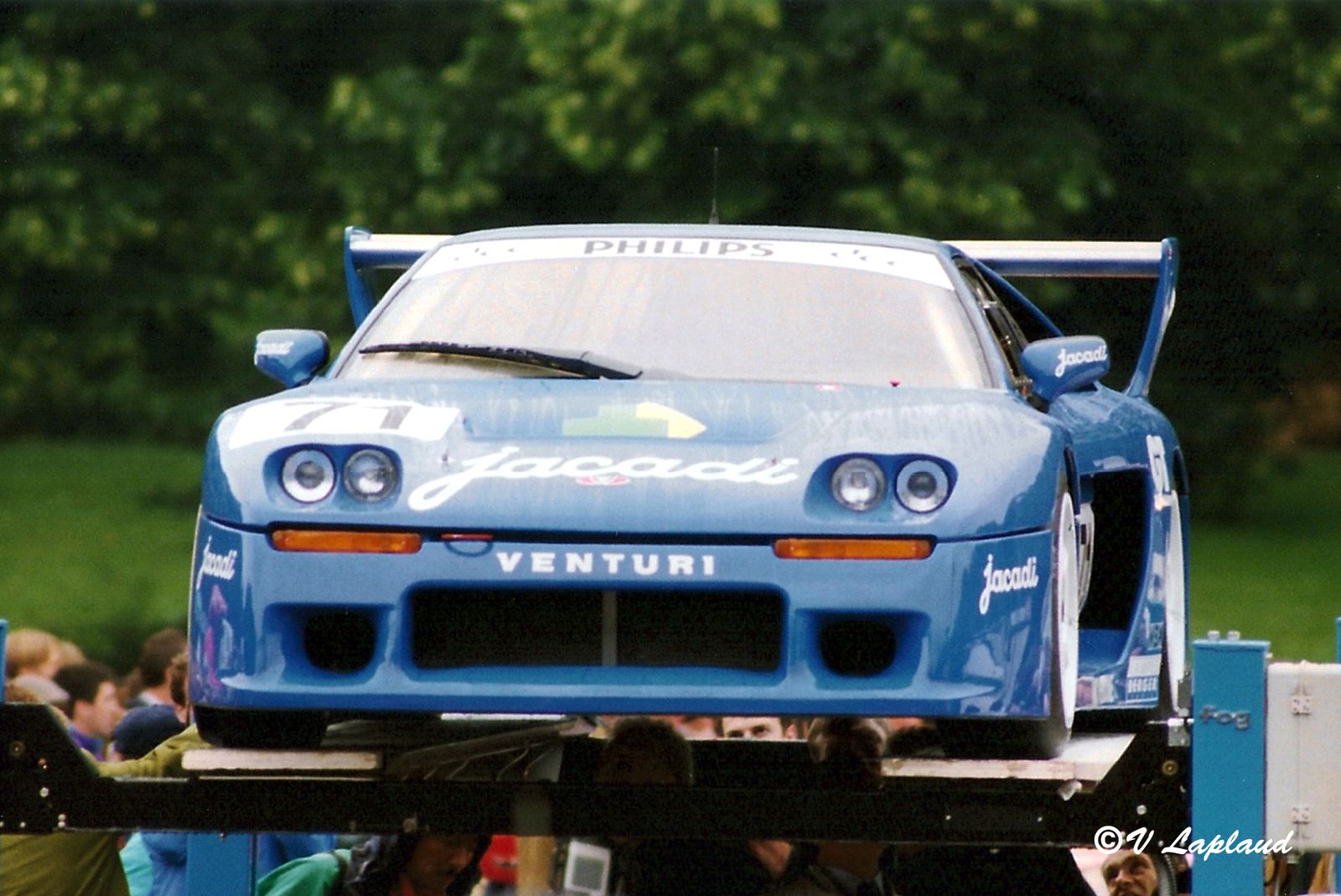 Venturi 500 LM #007 Pesage des 24 Heures du Mans 1993 Place des Jacobins.