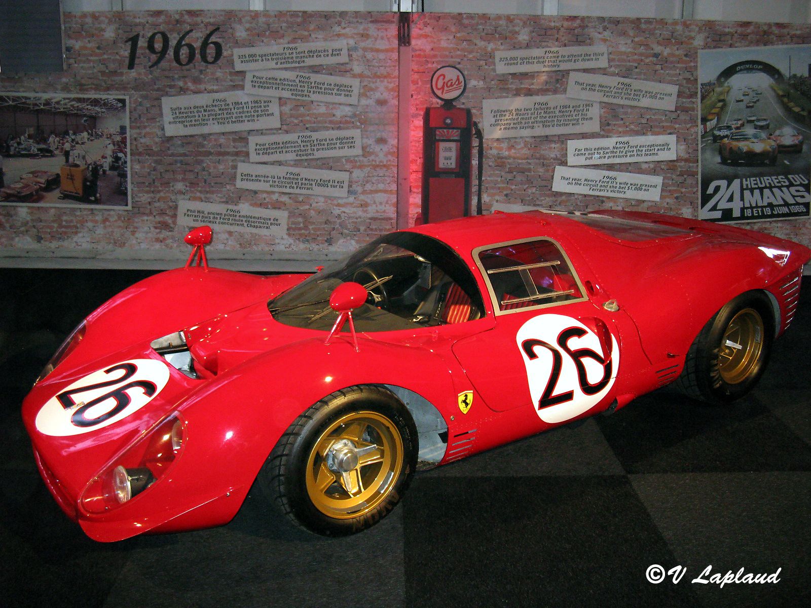 Ferrari 412 P #0844 Expoition Ford/Ferrari lors des 24 Heures du Mans 2015.