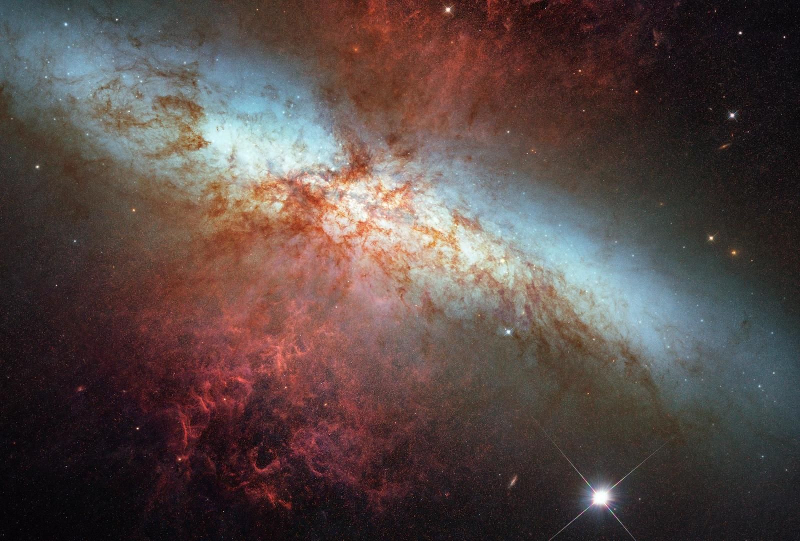 SN 2014J in the galaxy M82 ( NASA Goddard)