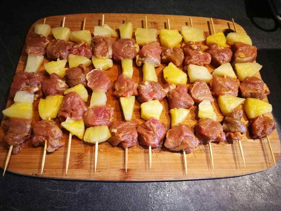 Brochette de filet mignon à l’ananas Quoi de bon au menu avec Sandra?