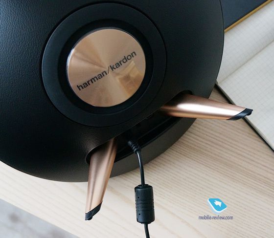 harman kardon onyx studio 5 aux