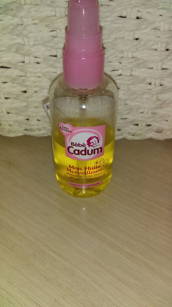 Bébé Cadum Mon huile merveilleuse à l'huile d'amandes douces bio