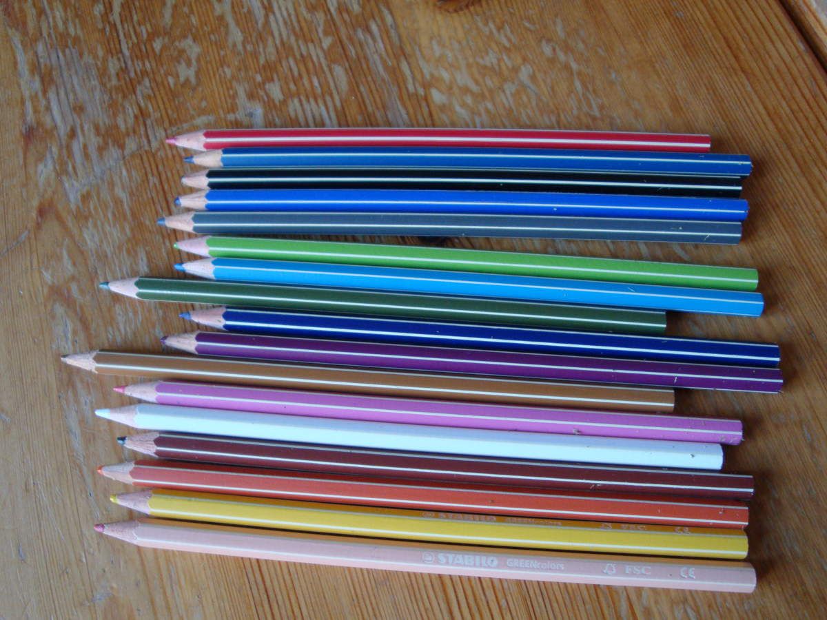 des crayons de couleurs