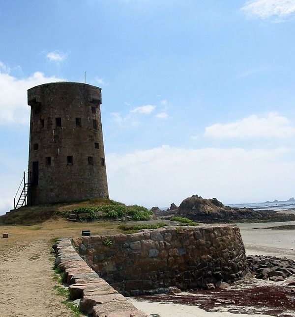 Jersey SaintClément 1963 Une valise bien trop lourde