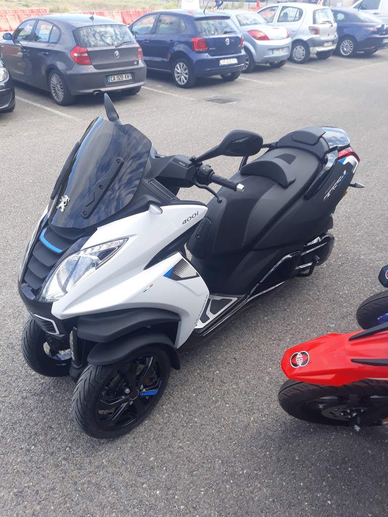 nouveauté peugeot scooter 3 roues nouvelle version ultimate sport passionsportauto30320