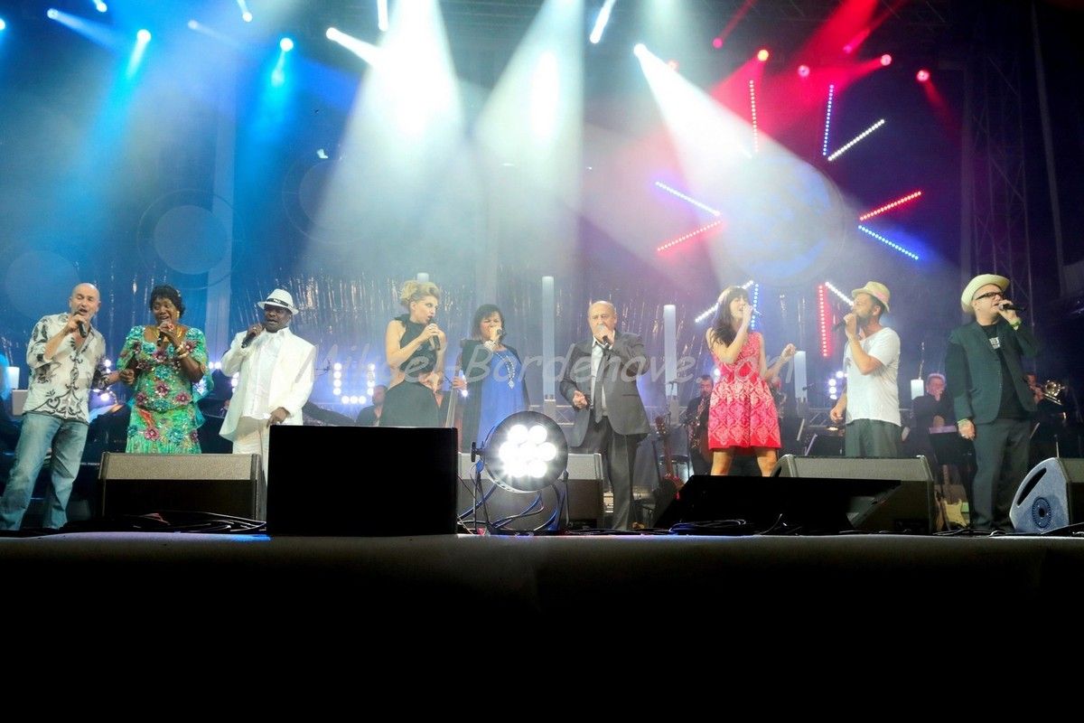 - Concert Maurane, Nowlen, Michel Jonaz, Christophe Maé, San Sévérino etc... 14-Juillet 2014 à Toulouse