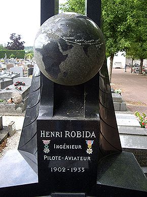 Tombe d'Henri Robida