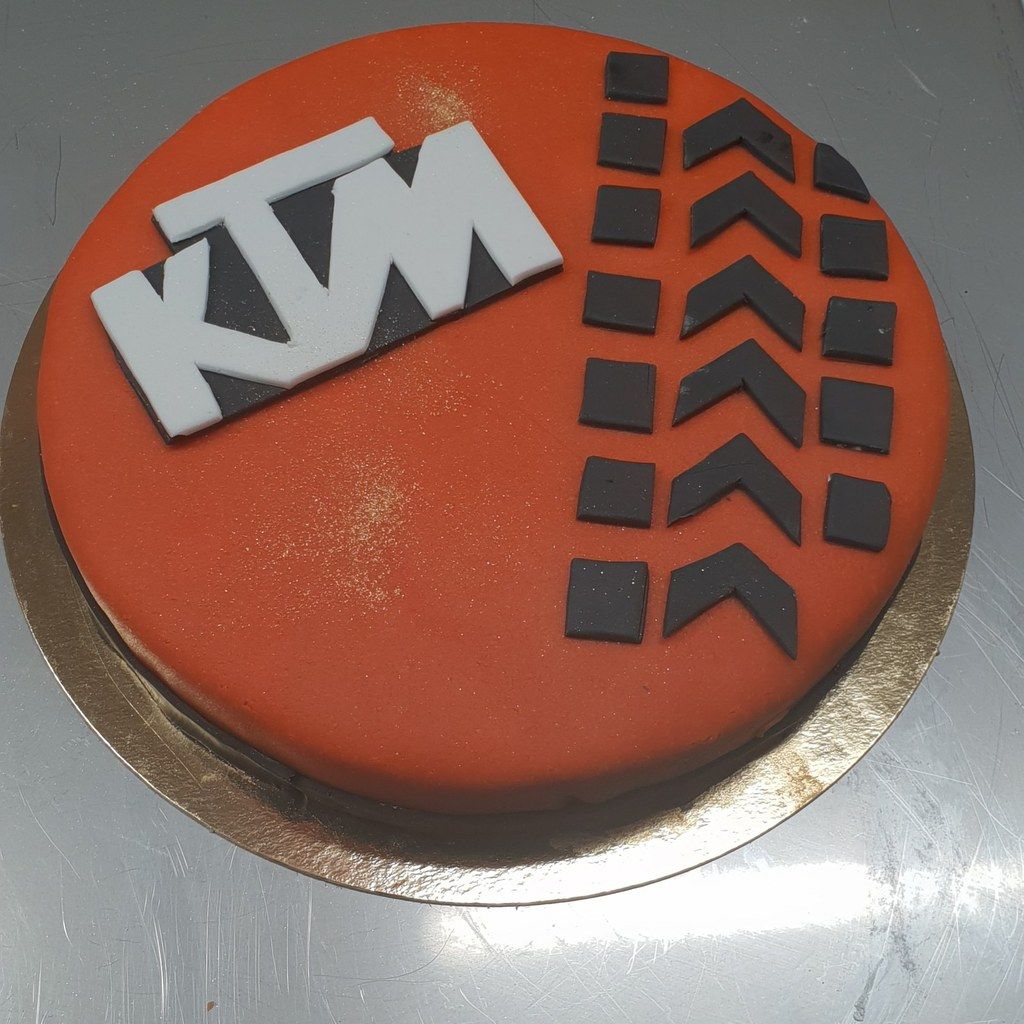 Gateau Ktm Gourmandises Des Loulous Over Blog Com Gateau Ktm Gourmandises Des Loulous Over Blog Com