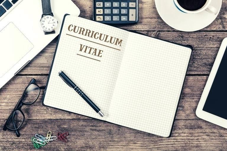 CV là cầu nối đầu tiên giữa bạn và nhà tuyển dụng